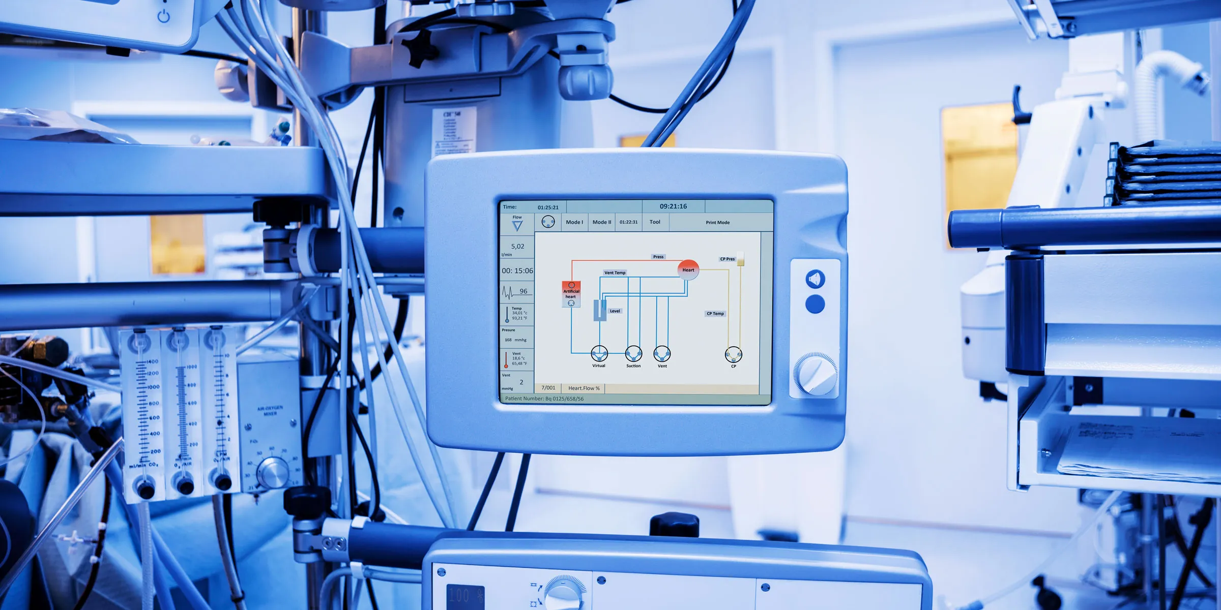 Medical-Device-2x1-467546179